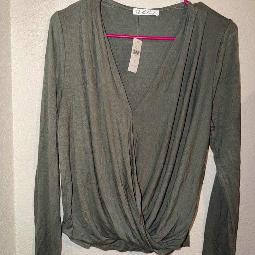 Woman’s nwt blouse